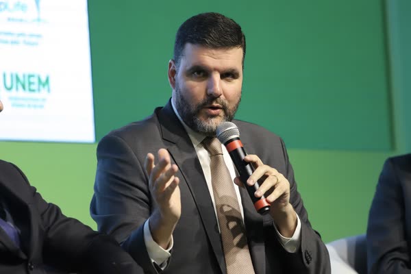 Ismael Menezes